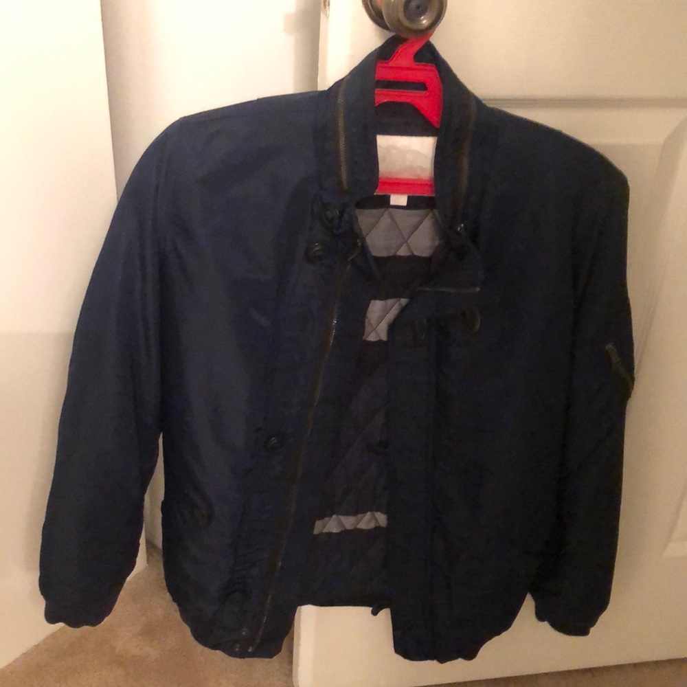 Burberry puffer excellent condition dark blue kids size 14 year